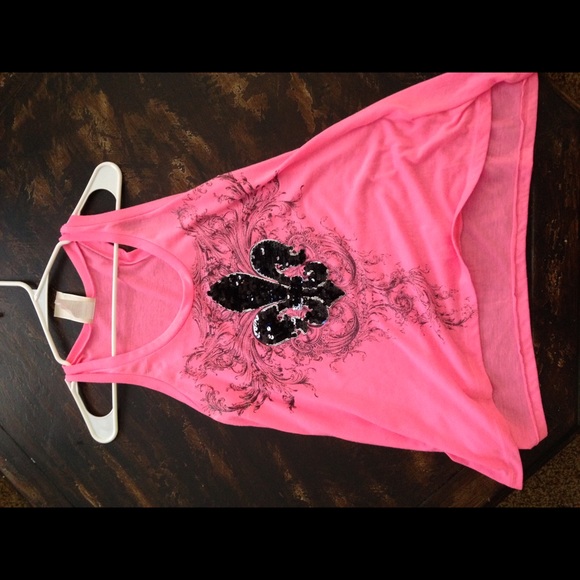 Vocal hot pink and black tank