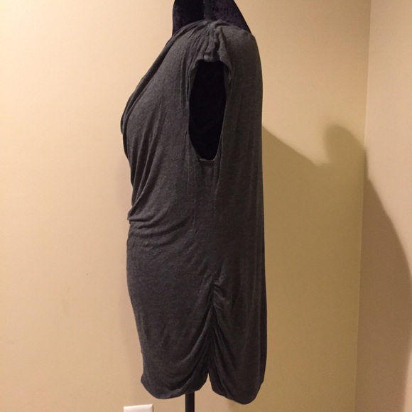 Pea in the Pod Maternity Top - Picture 3 of 3