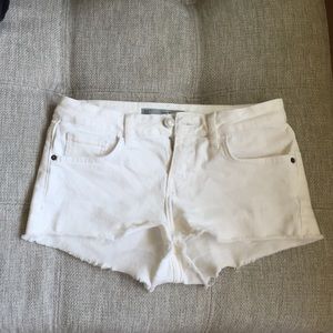 Size 6 White Topshop Shorts
