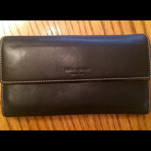 Kate Spade black leather wallet