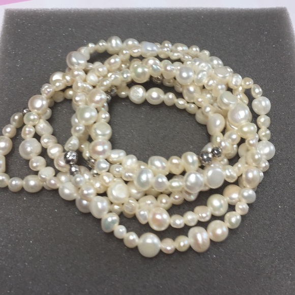 Silpada B1601 - 7 strand freshwater pearl bracelet