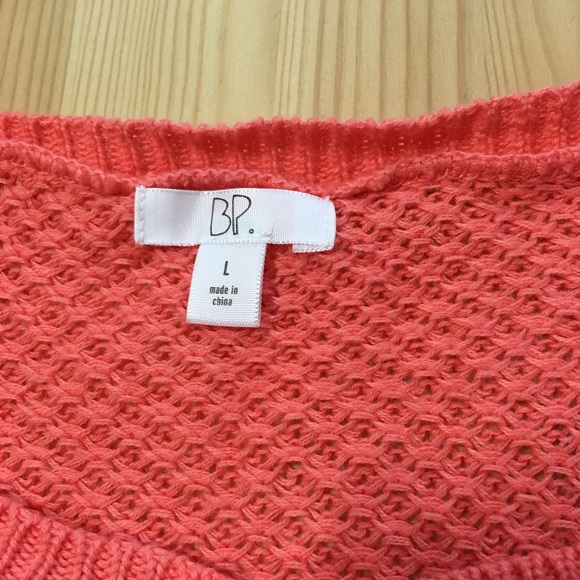 Like new, coral lightweight cardigan, fits S-M. - Picture 2 of 4