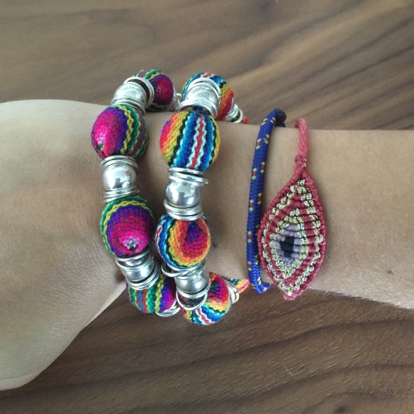 Handmade Peruvian bracelet - Picture 2 of 2