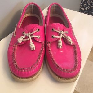 Hot pink patent leather sperry boat shoes!