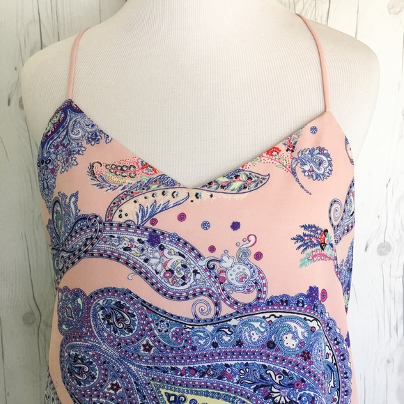 🚫SOLD in Bundle🚫Express Paisley Tank - Picture 3 of 4