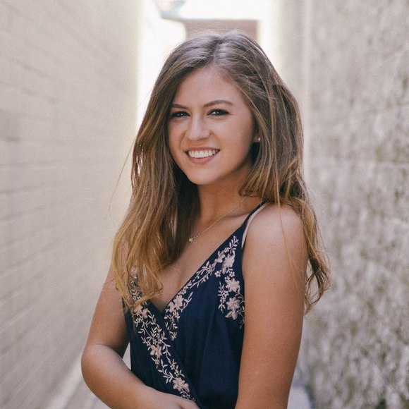 Meet your Posher, Megan - Picture 1 of 1