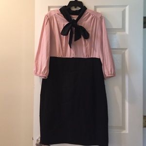 Black and pink bow too dress