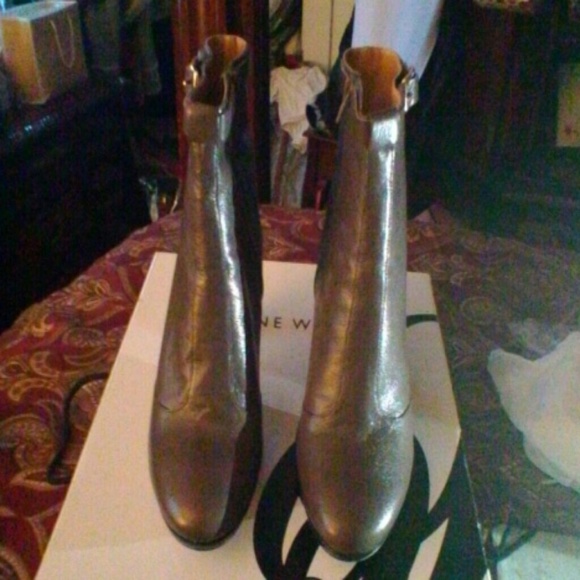 High heel ankle boots