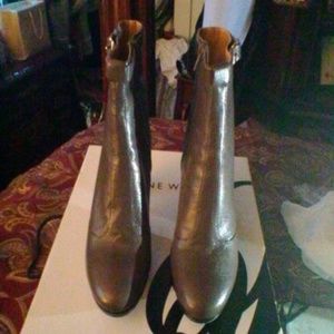 High heel ankle boots