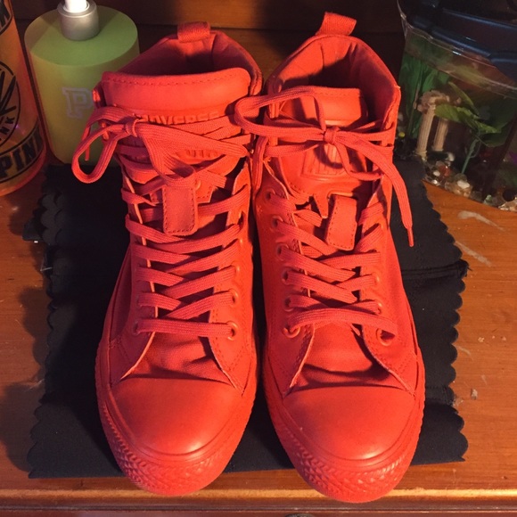 Red Converse
