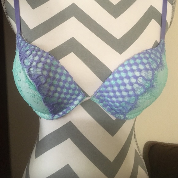 VICTORIA's SECRET Bombshell Bra (34B) 👑