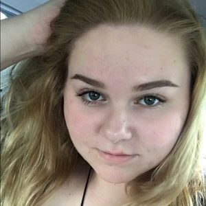 Meet your Posher, Meaghan