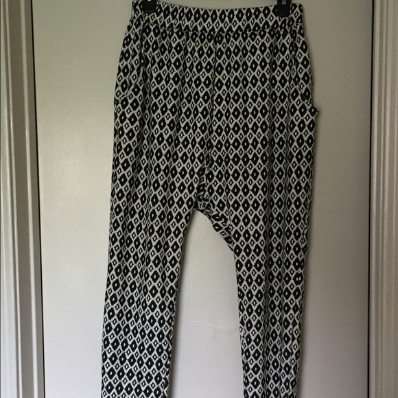 Diamond Drop Crotch Harem Pants