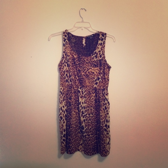 Sleeveless Leopard Print Dress
