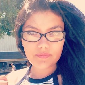 Meet your Posher, Tiffney