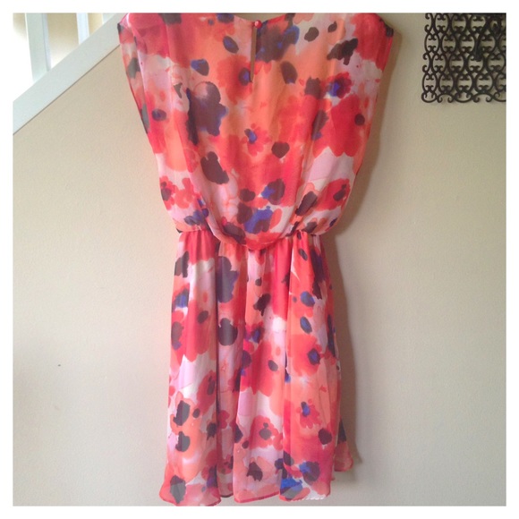 Lush brand floral patterned dress - Picture 2 of 3