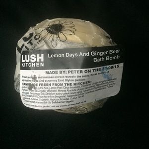 Lemon Days and Ginger Beer Bath Bomb