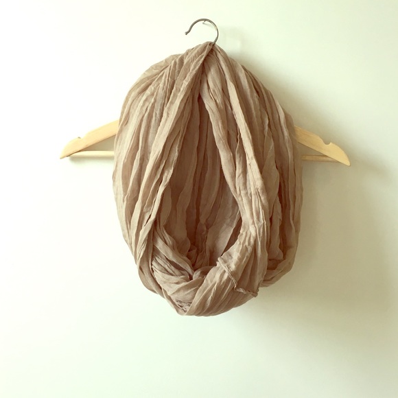 Light-weight Circle Scarf