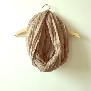 Light-weight Circle Scarf