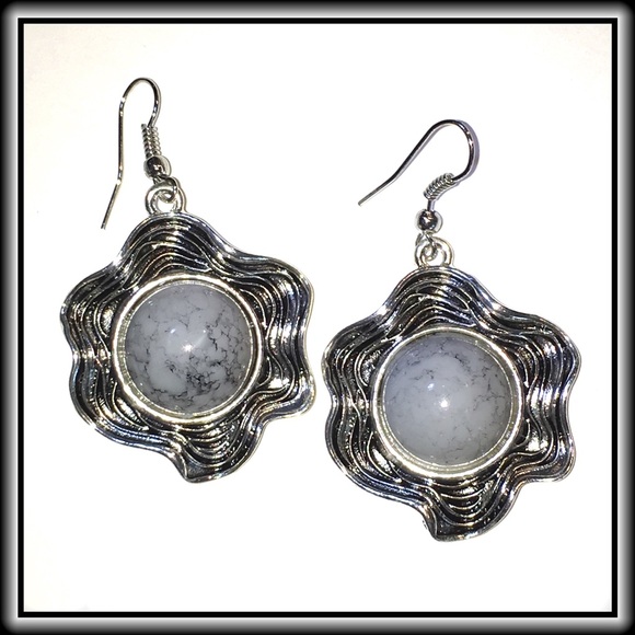 Jewelry - BOHO EARRINGS