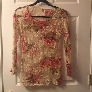 Stretchy lace shirt!