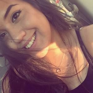 Meet your Posher, Paola