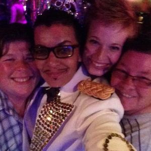 Meet your Posher, Kim