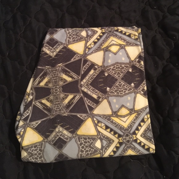LuLaRoe OS leggings