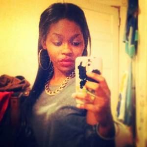 Meet your Posher, Aliya