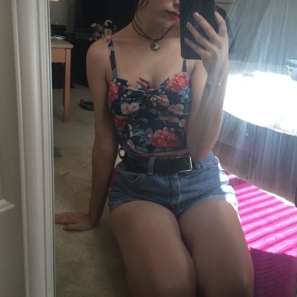 Urban outfitters keyhole crop