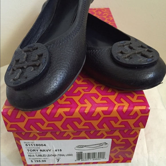 Tory Burch Tumbled Leather Logo Reva Flat Navy Sz7