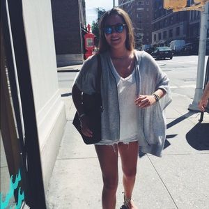 Meet your Posher, Meredith