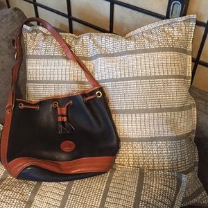 Dooney & Bourke bucket bag