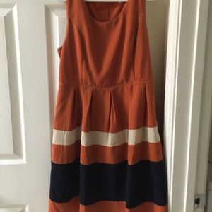 Burnt Orange & Navy tank dress with keyhole back.