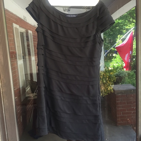 French connection little black dress with ruffles - Picture 1 of 3