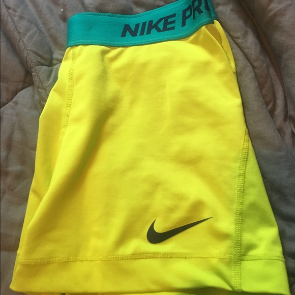 Nike pro spandex