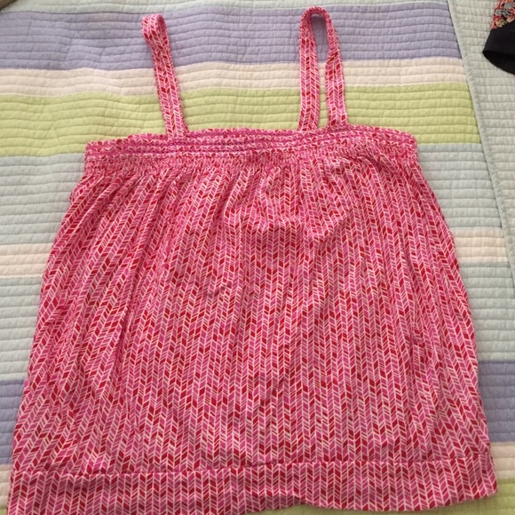 Pink tank top