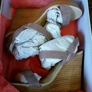 Brand new Penelope wedge sandals
