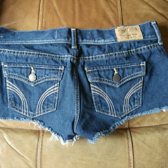 Hollister jeans short. - Picture 3 of 3