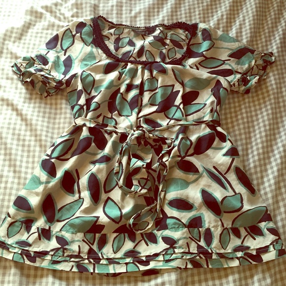 BCBG blouse