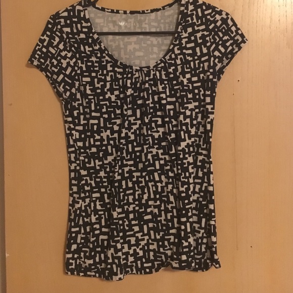 Cotton patterned top