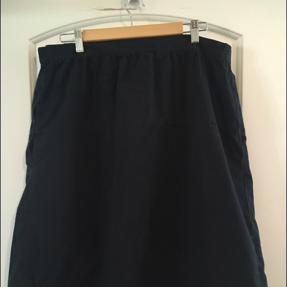 Navy midi skirt