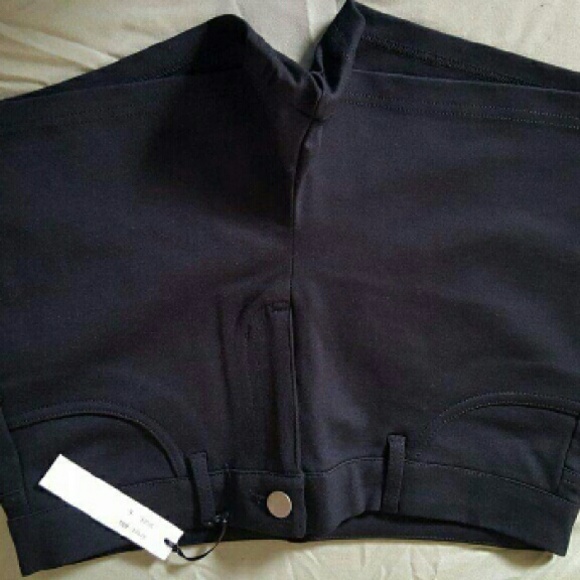 🌺New Black High waisted shorts - Picture 2 of 3