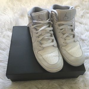 Air Jordan 1