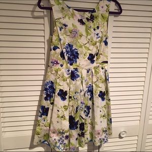 Forever 21 Flower Pattern Dress low back