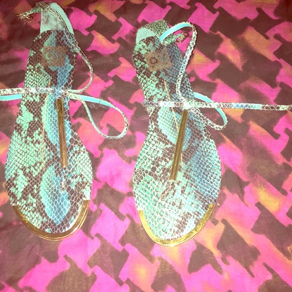 Dolce Vita Snakeskin Sandals🌺 - Picture 1 of 3