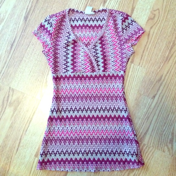 Flattering v neck top