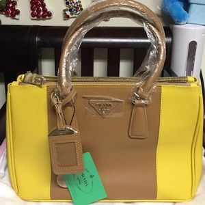 Prada Milano tote bag w/ shoulder strap.