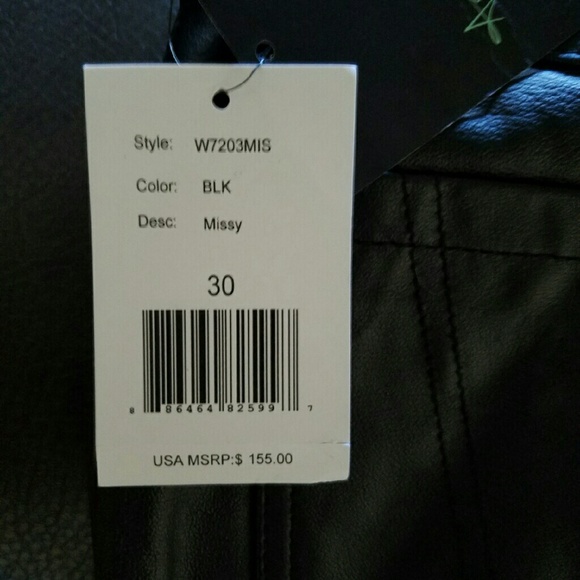 RVCA  LEATHER SHORTS - Picture 3 of 4