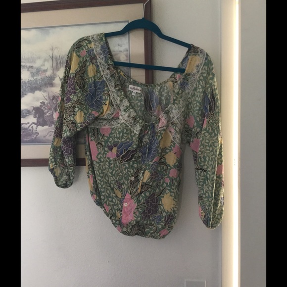 Bohemian top